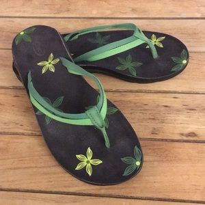 Chaco flip flops